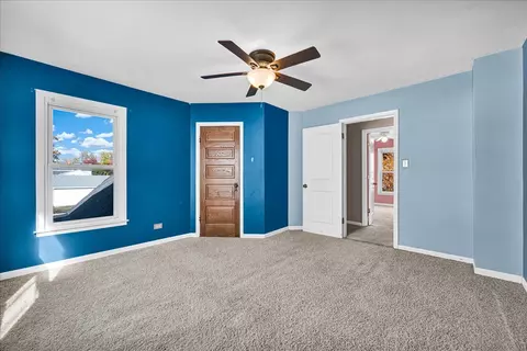 Bedroom - 393 E Front St, El Paso, IL 61738 photo 3 of 6