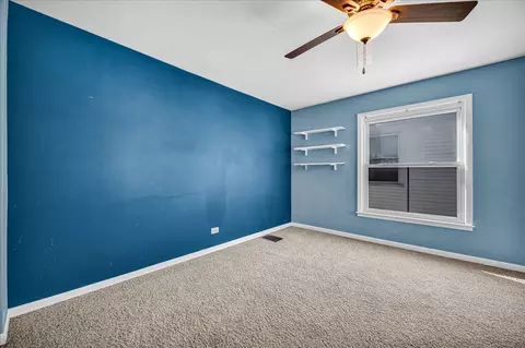 Bedroom - 393 E Front St, El Paso, IL 61738 photo 4 of 6