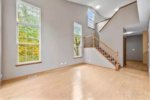 16 Brian Ct, Algonquin, IL 60102 photo 8