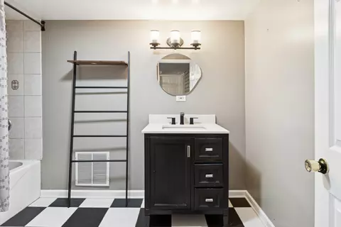 25 W361 Doris Ave, Carol Stream, IL 60188 photo 11