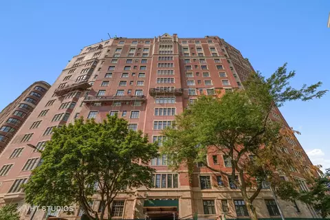 3800 N Lake Shore Dr #1B, Chicago, IL 60613