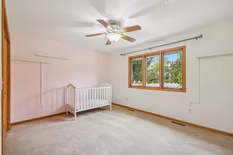 Bedroom - 1034 Michael Dr, Morris, IL 60450 photo 3 of 9