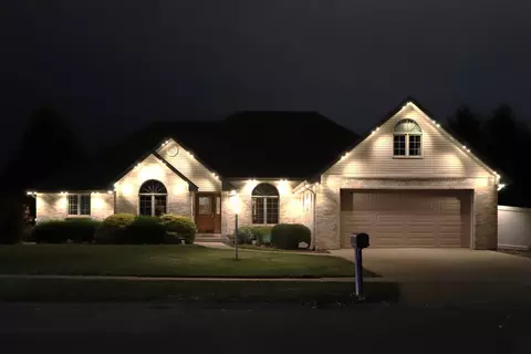 Exterior - 1034 Michael Dr, Morris, IL 60450 photo 2 of 10