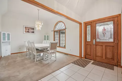 Entry Way - 1034 Michael Dr, Morris, IL 60450 photo 1 of 2