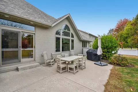 Exterior - 1034 Michael Dr, Morris, IL 60450 photo 6 of 10