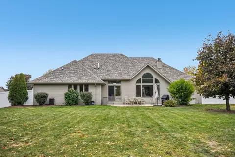 Exterior - 1034 Michael Dr, Morris, IL 60450 photo 9 of 10