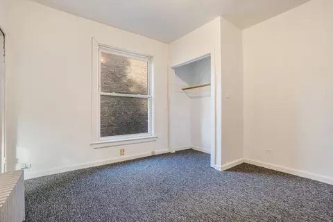 Bedroom - 1633 Mcdaniel Ave, Evanston, IL 60201 photo 7 of 13