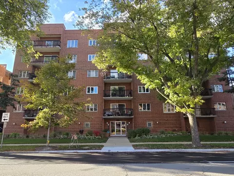 Undisclosed, Des Plaines, IL 60016