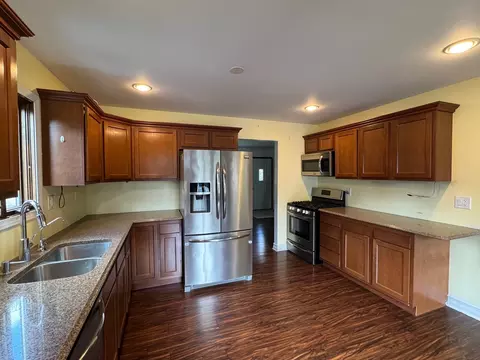 Kitchen - 4517 Home Ave, Mchenry, IL 60050 photo 1 of 3