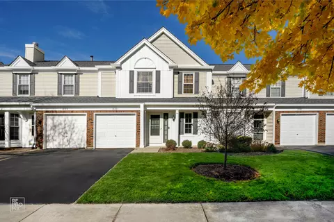 1884 Hastings Ave, Downers Grove, IL 60516