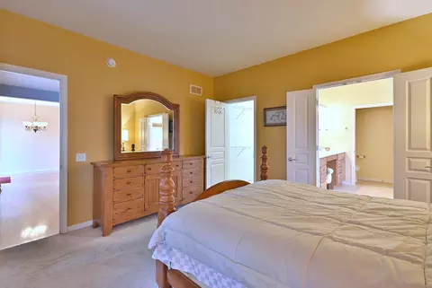 Bedroom - 2832 Beacon Point Cir, Elgin, IL 60124 photo 4 of 5