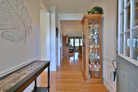 Entry Way - 2832 Beacon Point Cir, Elgin, IL 60124 photo 1 of 1