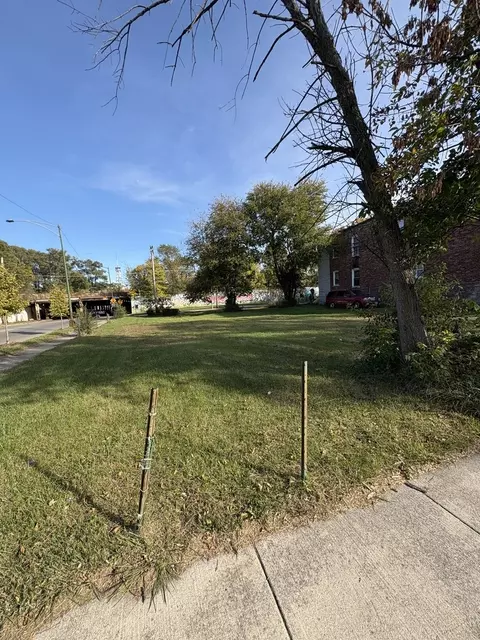 1050 W 57th St, Chicago, IL 60621