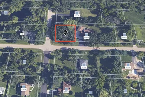 13360 W Blanchard Rd, Gurnee, IL 60031