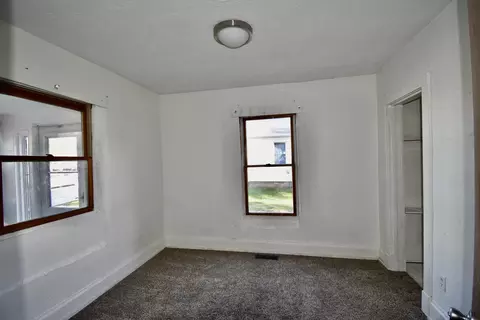 Bedroom - 1622 Illinois St, Bloomington, IL 61701 photo 1 of 4