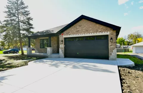 3831 Patricia Ln, Richton Park, IL 60471