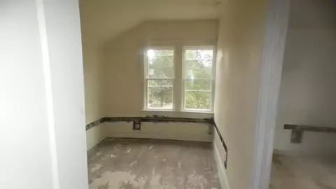 Bedroom - 2657 E 93rd St, Chicago, IL 60617 photo 4 of 11