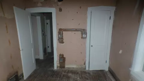 Entry Way - 2657 E 93rd St, Chicago, IL 60617 photo 1 of 2