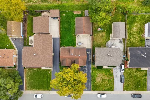 View/Area - 13125 E Playfield Dr, Crestwood, IL 60418 photo 5 of 6