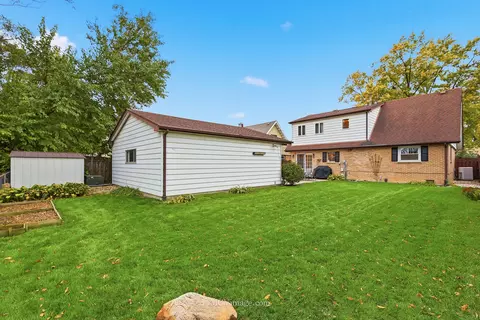 Exterior - 13125 E Playfield Dr, Crestwood, IL 60418 photo 5 of 5