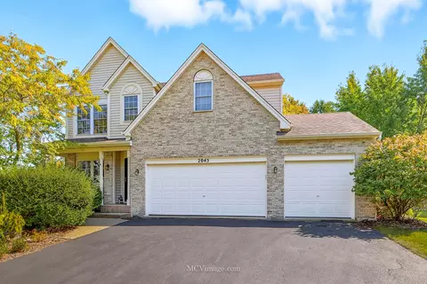 2045 Winding Lakes Dr, Plainfield, IL 60586