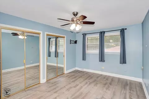 Bedroom - 4450 W 150th St, Midlothian, IL 60445 photo 2 of 4