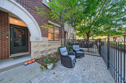 Exterior - 232 E Cullerton St, Chicago, IL 60616 photo 3 of 6