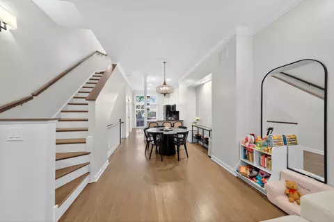 Entry Way - 232 E Cullerton St, Chicago, IL 60616 photo 2 of 2