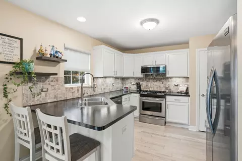 Kitchen - 5601 W Sutton Pl #A, Monee, IL 60449 photo 1 of 3