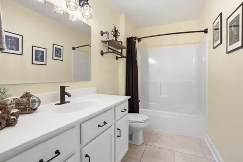 Bath - 5601 W Sutton Pl #A, Monee, IL 60449 photo 2 of 2