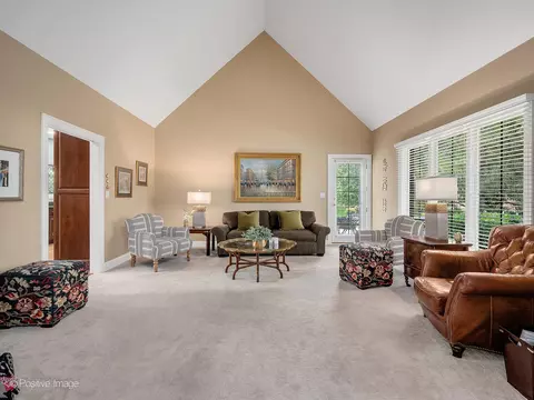 Living - 802 Kenmare Dr, Burr Ridge, IL 60527 photo 6 of 10