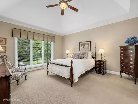 Bedroom - 802 Kenmare Dr, Burr Ridge, IL 60527 photo 1 of 3