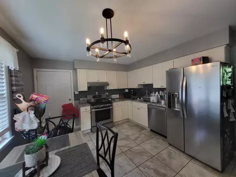 472 Northgate Ct, Riverside, IL 60546 photo 18