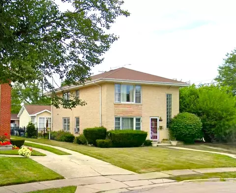 472 Northgate Ct, Riverside, IL 60546 photo 2