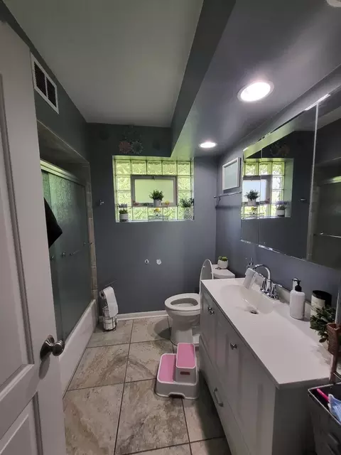 472 Northgate Ct, Riverside, IL 60546 photo 12