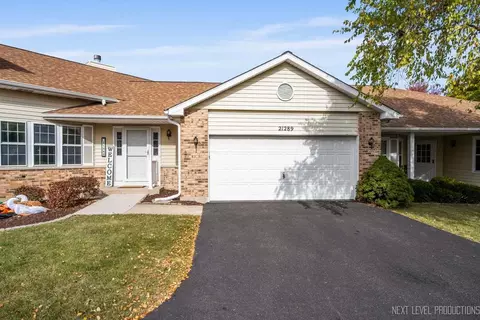 21289 Silktree Cir, Plainfield, IL 60544