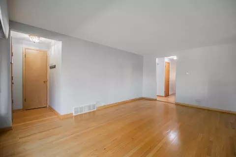 8454 S Kostner Ave, Chicago, IL 60652 photo 2