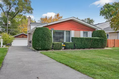 1187 S Ridge Ave, Arlington Heights, IL 60005