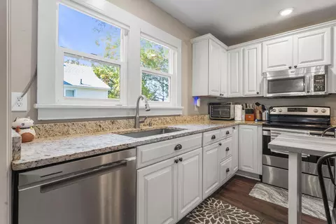 Kitchen - 105 E Illinois St, Mansfield, IL 61854 photo 3 of 4