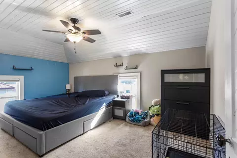 Bedroom - 105 E Illinois St, Mansfield, IL 61854 photo 3 of 5