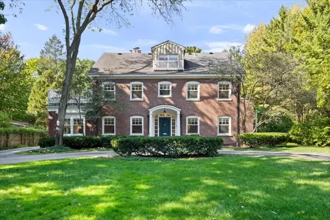 2276 Linden Ave, Highland Park, IL 60035