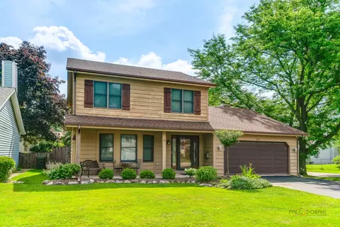 619 N California Ave, Mundelein, IL 60060
