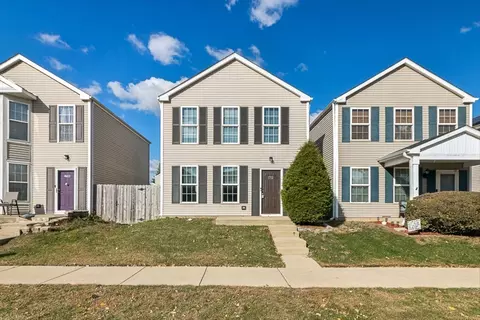 1752 Simms St, Aurora, IL 60504