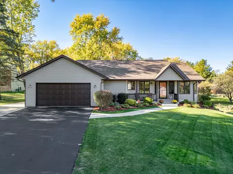 13546 Raccoon Run, Roscoe, IL 61073