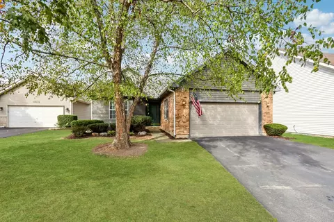 13434 S Redberry Cir, Plainfield, IL 60544