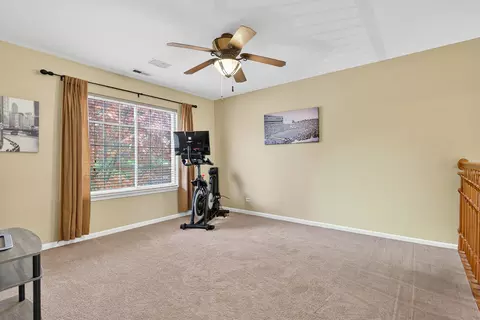 Other - 6034 Delaney Dr, Hoffman Estates, IL 60192 photo 4 of 8