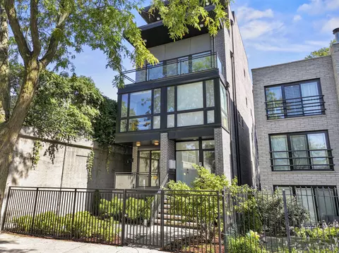 1759 N Campbell Ave #1, Chicago, IL 60647