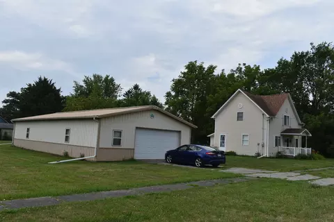 Other - 208 Washington St, Dana, IL 61321 photo 2 of 10