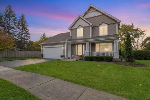344 Rock Hall Cir, Grayslake, IL 60030