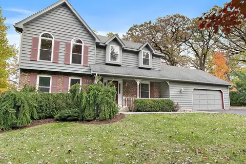 35 W788 Burr Oak Ln, Dundee, IL 60118